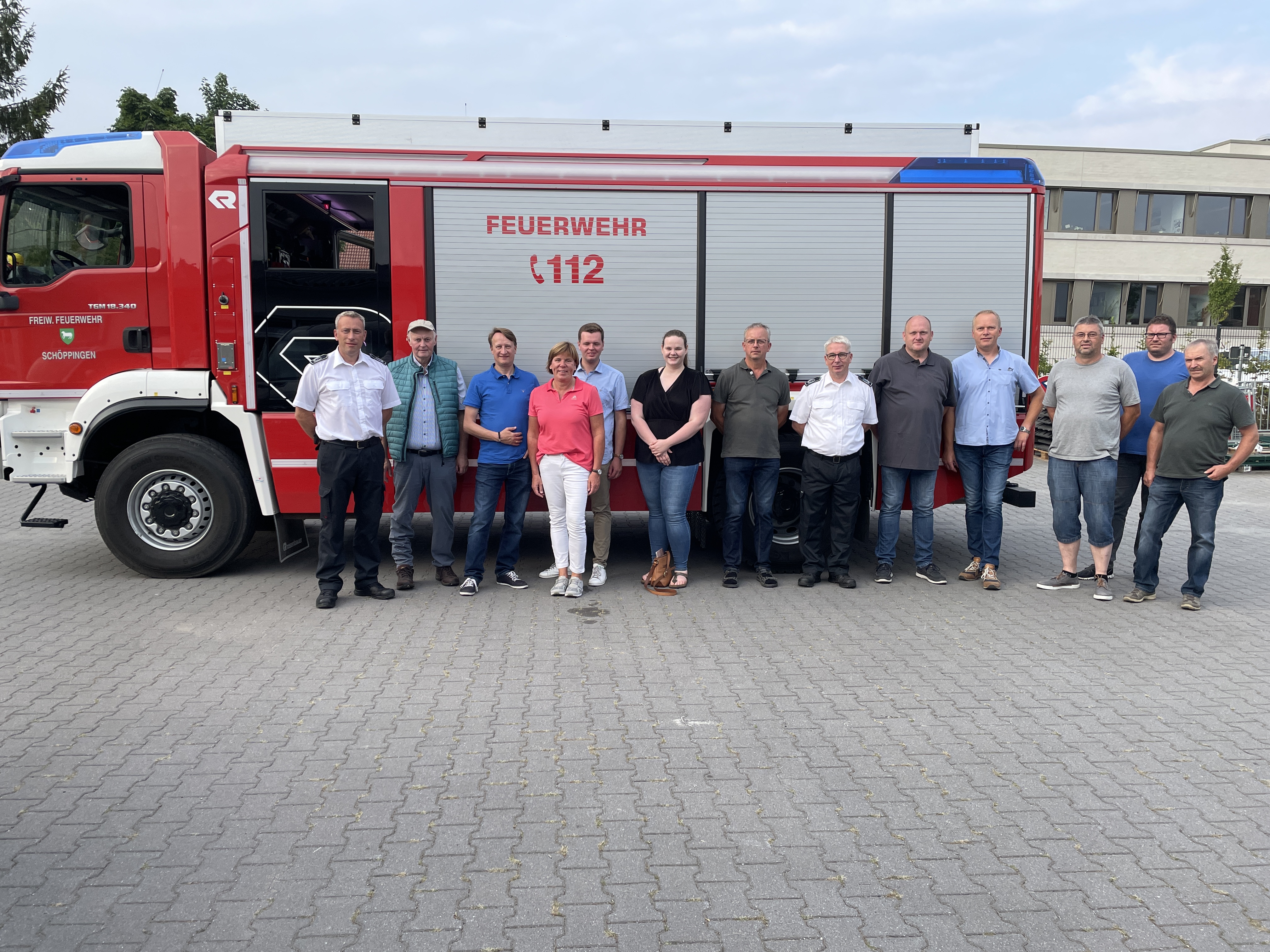 Mitglieder der CDU-Fraktion mit dem Leiter der Feuerwehr Ralf Mensing und seinem Stellvertreter Thomas Sievert